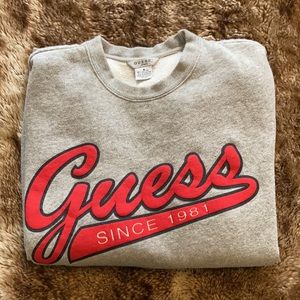 Guess Sweatshirt
